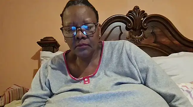 SEXYBOOBSNASS