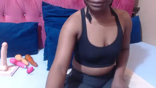 SQUIRTINGQWEEN22