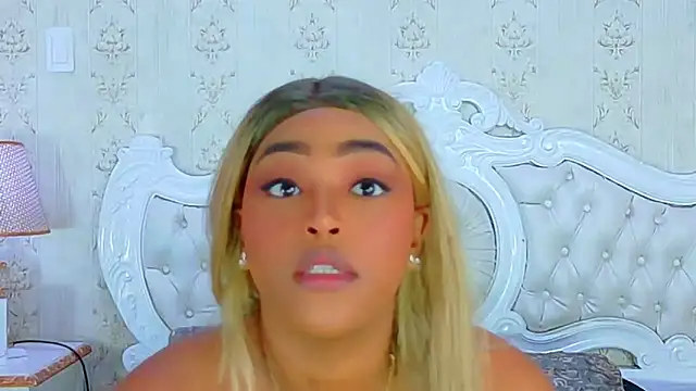 TianahGlow