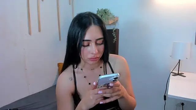 isabella_jade