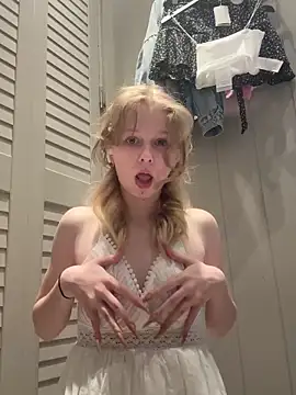 julie-bae
