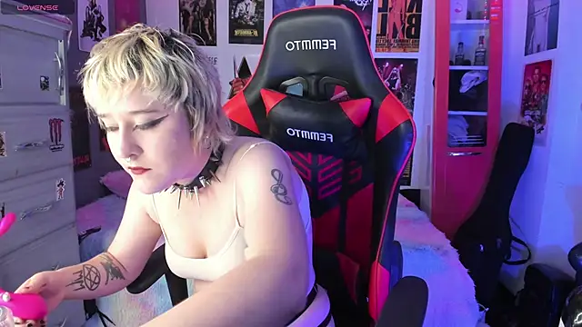 mistresscrowley666