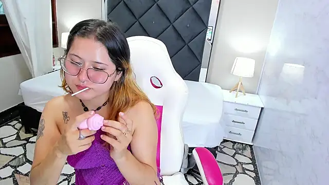 sasha_mystique