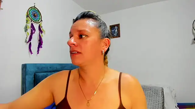 sofi_saliva2511